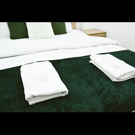 Accomodation1 *