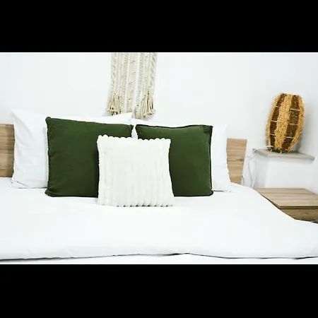 公寓 Accomodation1 *